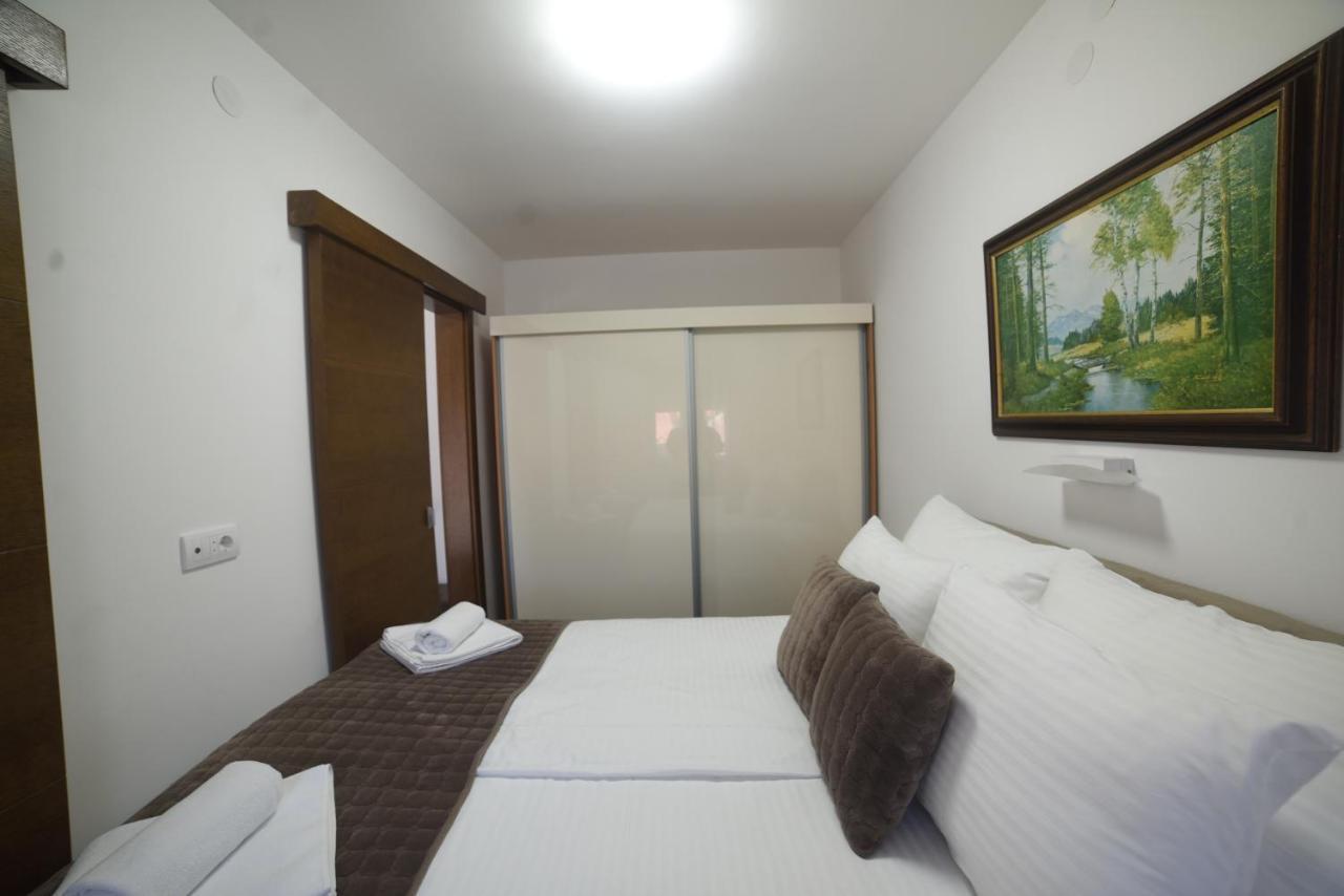 Mini Hotel Vienna Apartments Vrnjačka Banja Esterno foto